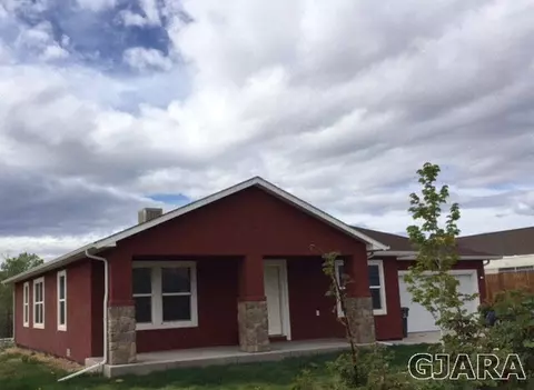 879 Cabernet Dr, Palisade, CO 81526 photo 1