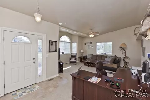 165 Heatherly Ln, Fruita, CO 81521 photo 4