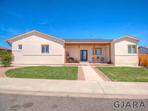 857 Cabernet Dr, Palisade, CO 81526 photo 1
