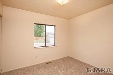435 E Concord Dr, Fruita, CO 81521 photo 6