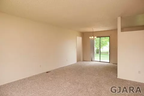 435 E Concord Dr, Fruita, CO 81521 photo 3