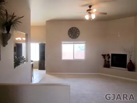 982 Azurite Dr, Fruita, CO 81521 photo 2