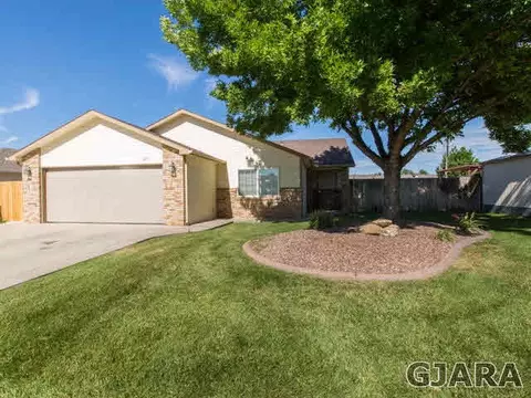 679 Pinyon Dr, Fruita, CO 81521 photo 1