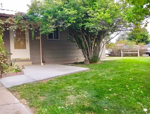 206 N Stanolind Ave, Rangely, CO 81648 photo 2