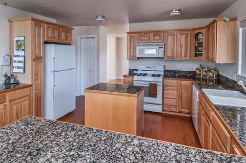 1776 Waters Ln, Fruita, CO 81521 photo 2