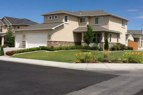 997 Moores Diamond Dr, Fruita, CO 81521 photo 1