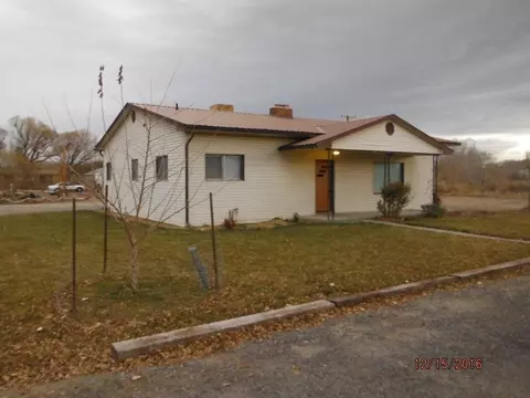 952 E 11th St, Delta, CO 81416 photo 2