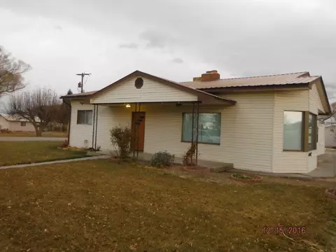 952 E 11th St, Delta, CO 81416 photo 3