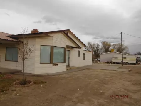 952 E 11th St, Delta, CO 81416 photo 4
