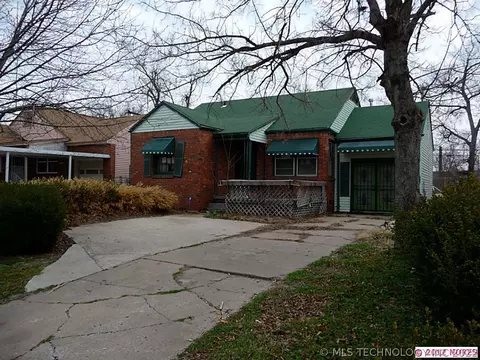 2536 E 4th St, Tulsa, OK 74104 photo 1