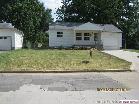 5928 E King Pl, Tulsa, OK 74115 photo 1