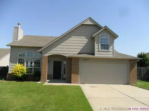 19507 E 37th St, Broken Arrow, OK 74014 photo 1