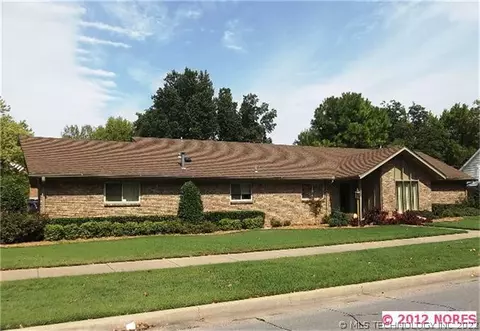 1709 E 59th St, Tulsa, OK 74105 photo 1