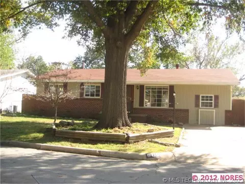 6716 E 27th St, Tulsa, OK 74129 photo 1