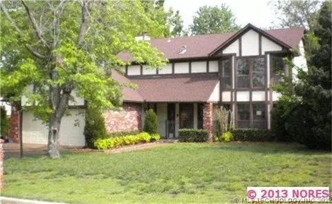 6005 E 80th Pl, Tulsa, OK 74136 photo 1