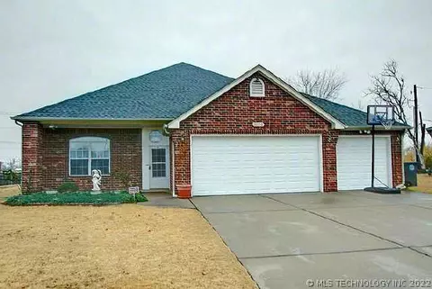 8006 E 27th Pl, Tulsa, OK 74114 photo 1