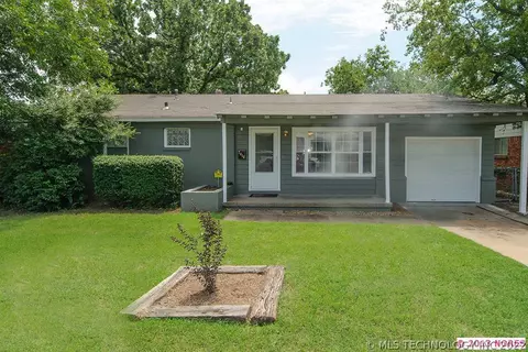 7416 E 30 St, Tulsa, OK 74129 photo 1