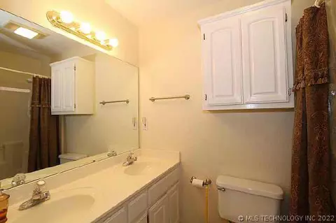 1130 E 138th St, Glenpool, OK 74033 photo 16