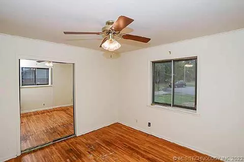 7902 E 27th Ct, Tulsa, OK 74129 photo 22