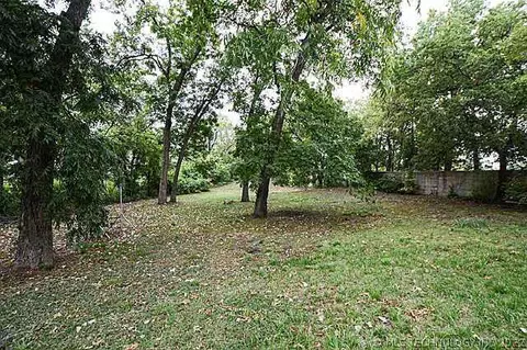 7902 E 27th Ct, Tulsa, OK 74129 photo 25
