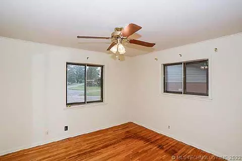 7902 E 27th Ct, Tulsa, OK 74129 photo 21