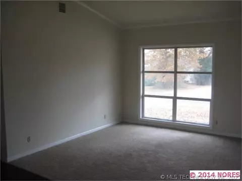 5443 E 19th St, Tulsa, OK 74112 photo 9