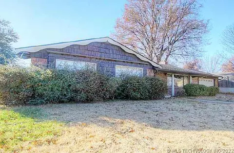 4616 E 55th Pl, Tulsa, OK 74135 photo 1