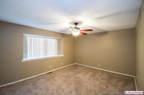 12457 E 36th St, Tulsa, OK 74136 photo 15