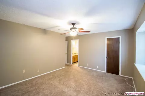 12457 E 36th St, Tulsa, OK 74136 photo 11