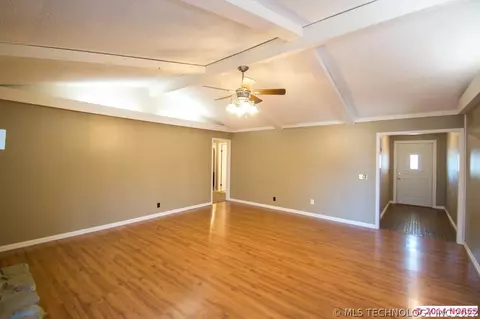 12457 E 36th St, Tulsa, OK 74136 photo 4