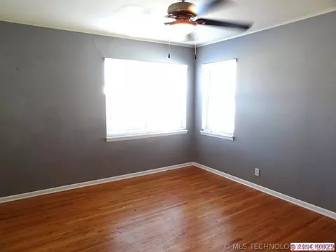 1616 E 55th Pl, Tulsa, OK 74105 photo 17