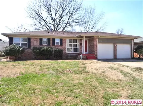 1616 E 55th Pl, Tulsa, OK 74105 photo 1