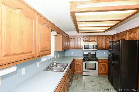 9225 E 97th Pl, Tulsa, OK 74133 photo 9