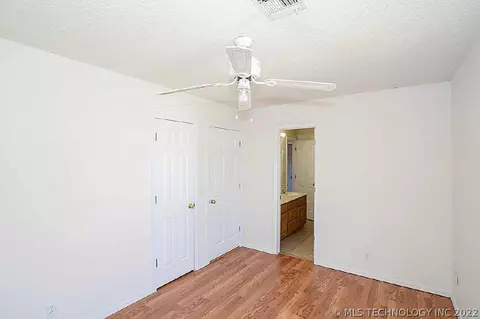 9225 E 97th Pl, Tulsa, OK 74133 photo 21