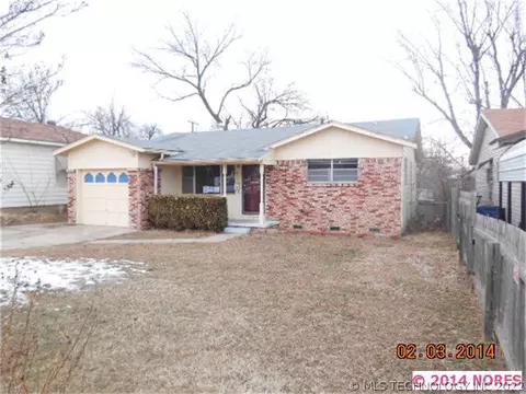 6717 E 10th St, Tulsa, OK 74112 photo 1