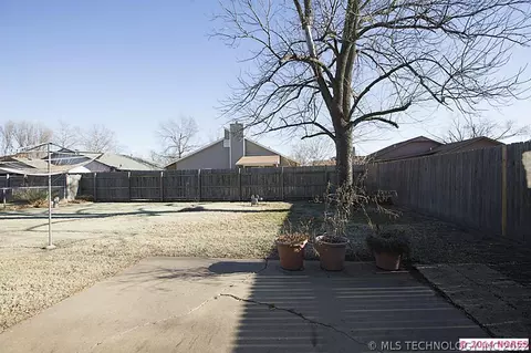 9244 E 58th St, Tulsa, OK 74145 photo 25