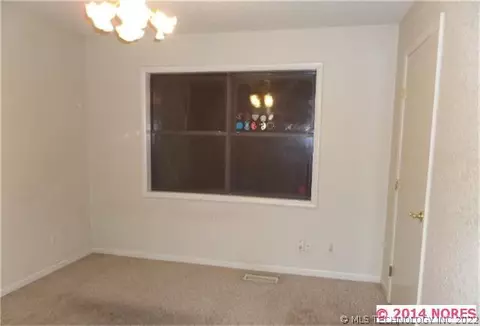 12536 E 37th St, Tulsa, OK 74146 photo 12