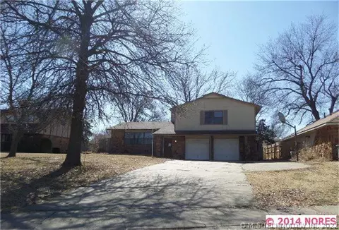 12536 E 37th St, Tulsa, OK 74146 photo 1
