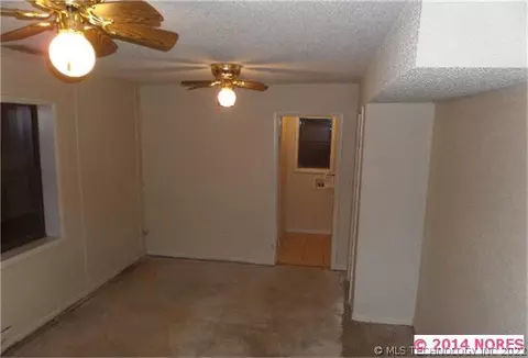 12536 E 37th St, Tulsa, OK 74146 photo 9