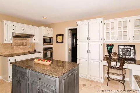 2876 E 89th St, Tulsa, OK 74137 photo 8
