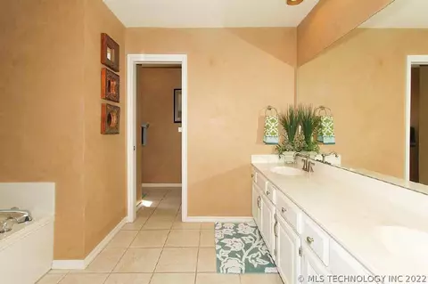 2876 E 89th St, Tulsa, OK 74137 photo 18