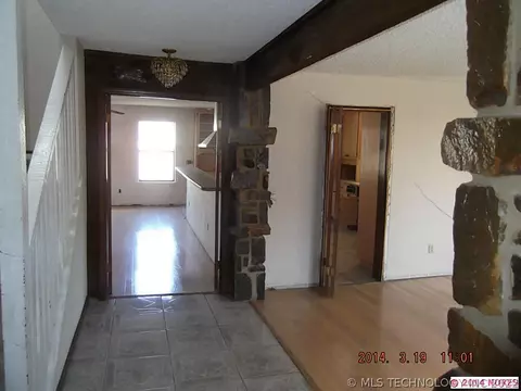 4207 E 64th St, Tulsa, OK 74136 photo 8