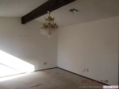 4207 E 64th St, Tulsa, OK 74136 photo 5