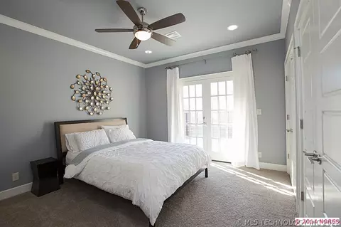 1344 E 35th Pl, Tulsa, OK 74105 photo 21