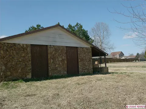 1502 4th Ave, Warner, OK 74469 photo 14