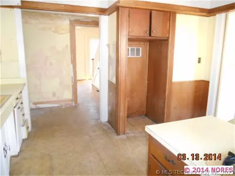 2043 E 13th Pl, Tulsa, OK 74104 photo 10