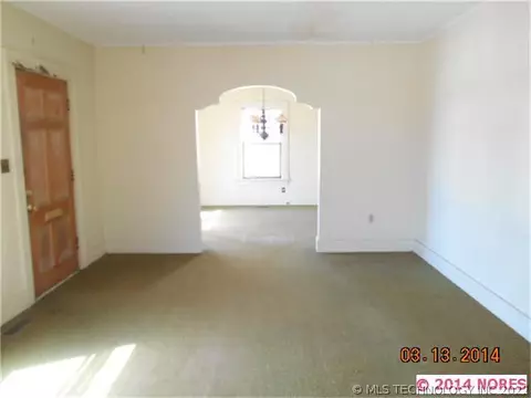 2043 E 13th Pl, Tulsa, OK 74104 photo 6