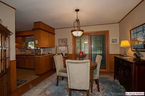 1439 E 55th Pl, Tulsa, OK 74105 photo 6