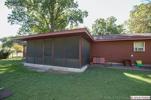 1439 E 55th Pl, Tulsa, OK 74105 photo 20