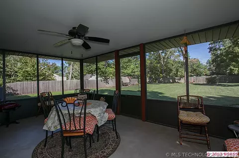 1439 E 55th Pl, Tulsa, OK 74105 photo 18